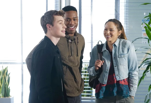 Превью из 1 сезона 10 серии сериала Новичок / Новобранец