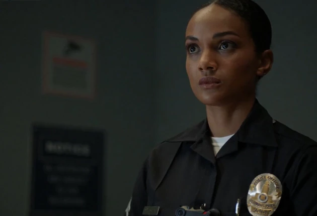 Кадр из 2 сезона сериала Новичок / Новобранец