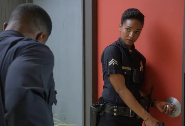 Кадр из 4 сезона сериала Новичок / Новобранец