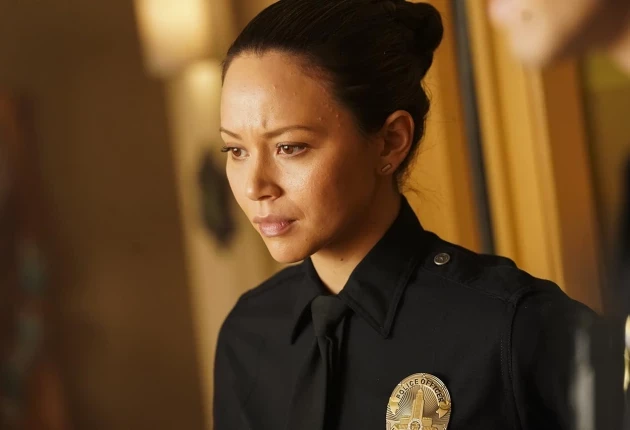 Превью из 1 сезона 9 серии сериала Новичок / Новобранец