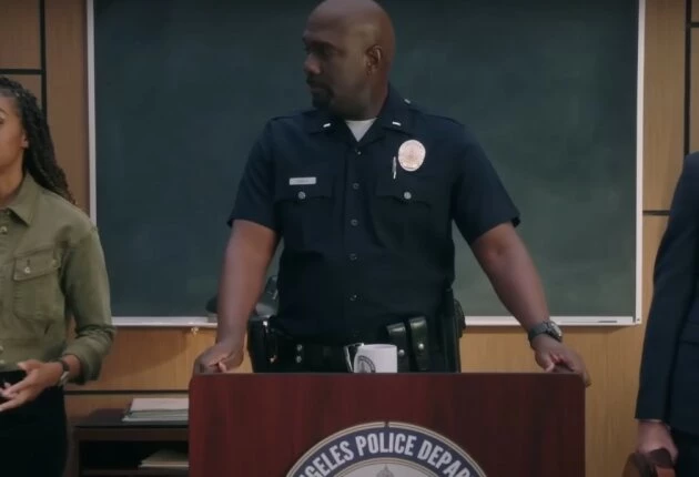 Кадр из 7 сезона сериала Новичок / Новобранец