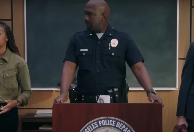 Кадр из 7 сезона сериала Новичок / Новобранец