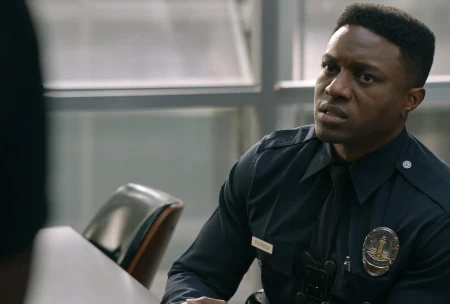 Кадр из сериала Новичок / Новобранец